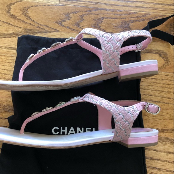 Chanel Lucky Symbols Sandals 17C - Picture 5 of 16